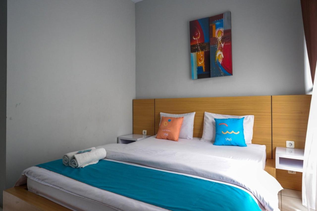 Sans Hotel Absari Yogyakarta Jarakan Exterior foto